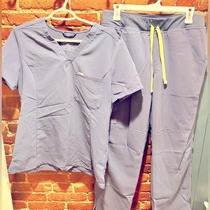 FIGS scrub Top and Trouser set for Women